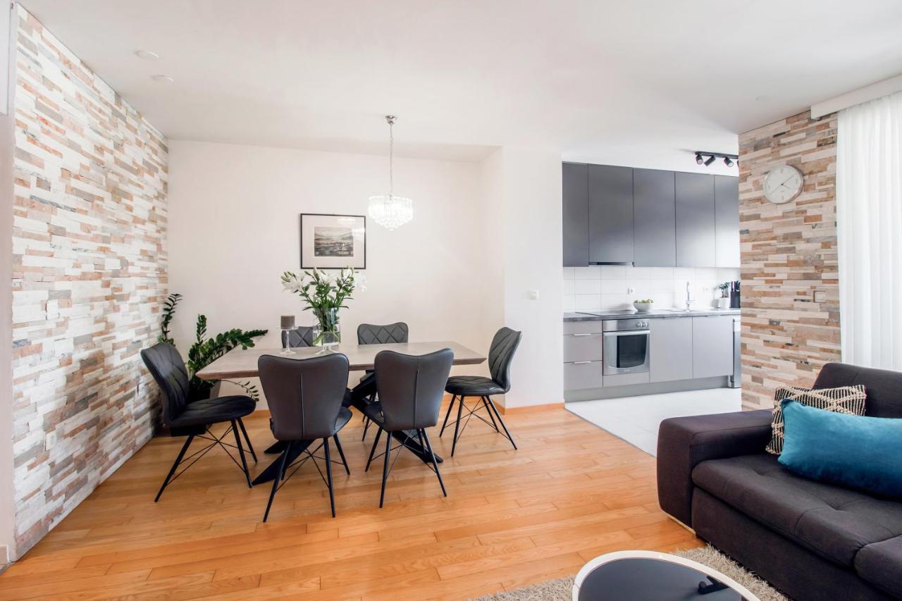 Apartment Montesa Zadar With Free Parking And Balcony Exterior foto
